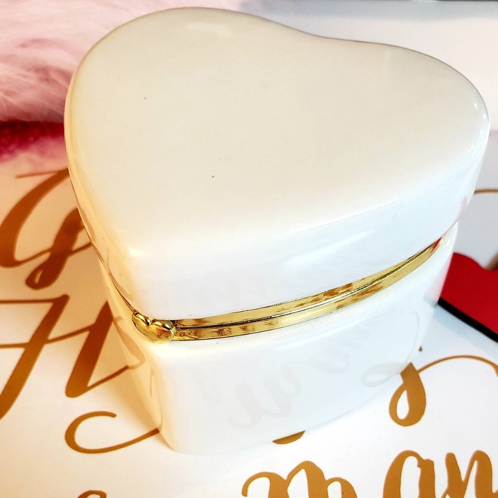 White Ceramic Heart Trinket Box